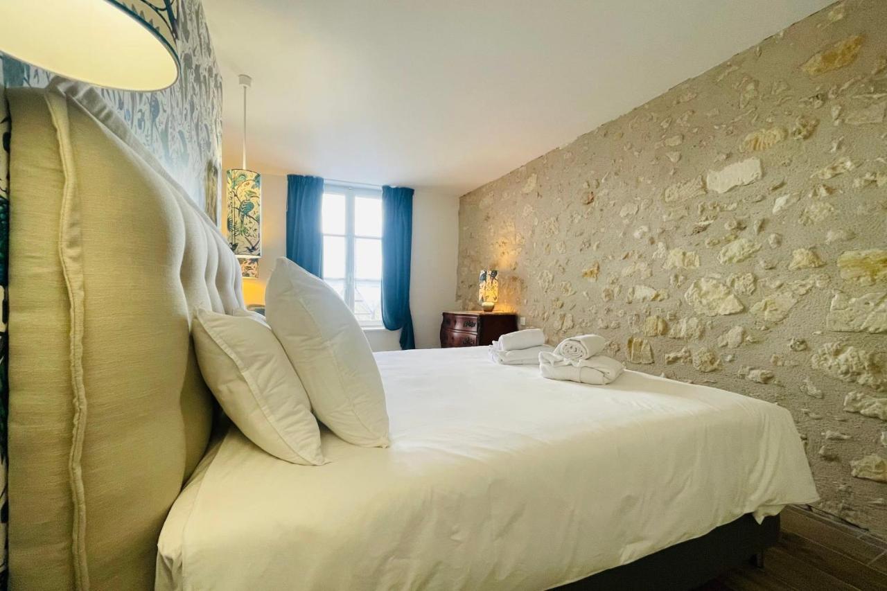 Splendid Apartment At The Foot Of The Castle Of Amboise - View Of The Loir Ngoại thất bức ảnh